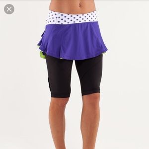 Lululemon Presta Skirt bruised berry Sz 6